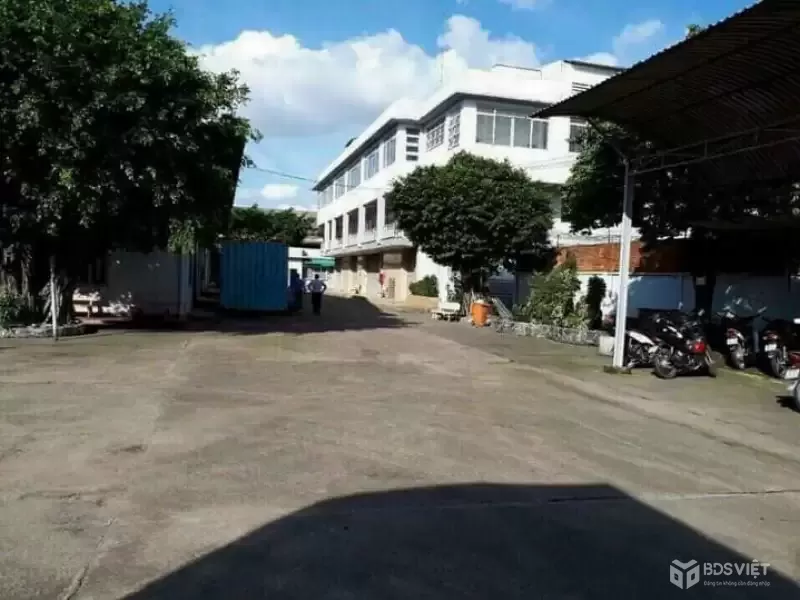 Giá tốt! Bán kho xưởng Quốc Lộ 1A Tân Thới Nhất Quận 12 1,63 ha 380 tỷ sẵn dòng tiền 24 tỷ năm