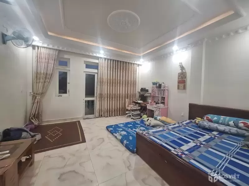 NHÀ MẶT TIỀN 3 TẦNG - KIẾN TRÚC TÂN CỔ ĐIỂN - 100M2 - GIÁ 9 TỎI.