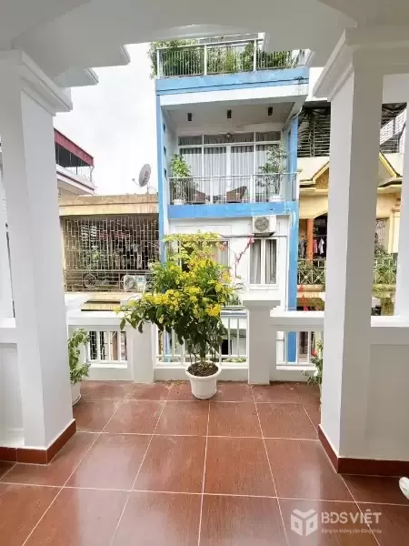 QUAN HOA CẦU GIÁY LÔ GÓC NGÕ THÔNG Ô TÔ 5 TẠ ĐỖ CỦA 47M-12 TỶ900