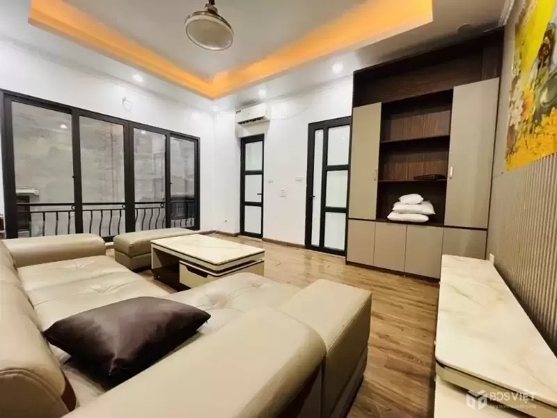 LẠC LONG QUÂN TÂY HỒ NHÀ ĐẸP  30M 5 TẦNG 3 NGỦ GIÁ 7 TỶ 600
