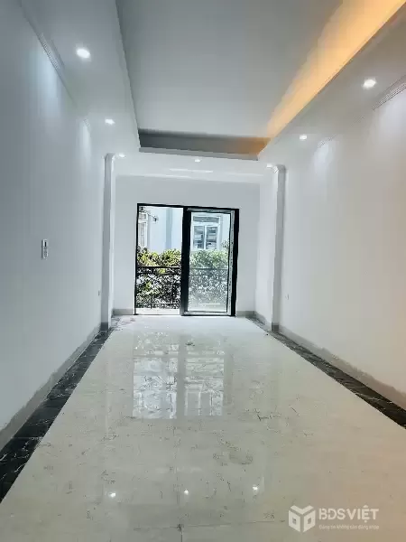 PHÂN LÔ – VỈA HÈ – THANG MÁY – Ở NGAY – KINH DOANH ĐỈNH – PHÚ DIỄN 40M² – 6 TẦNG – 13.9 TỶ