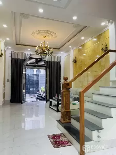 BÁN NHÀ SIÊU PHẨM LINH ĐÔNG. THỦ ĐỨC - KHU PHÂN LÔ - CHỈ 6 TỶ 7