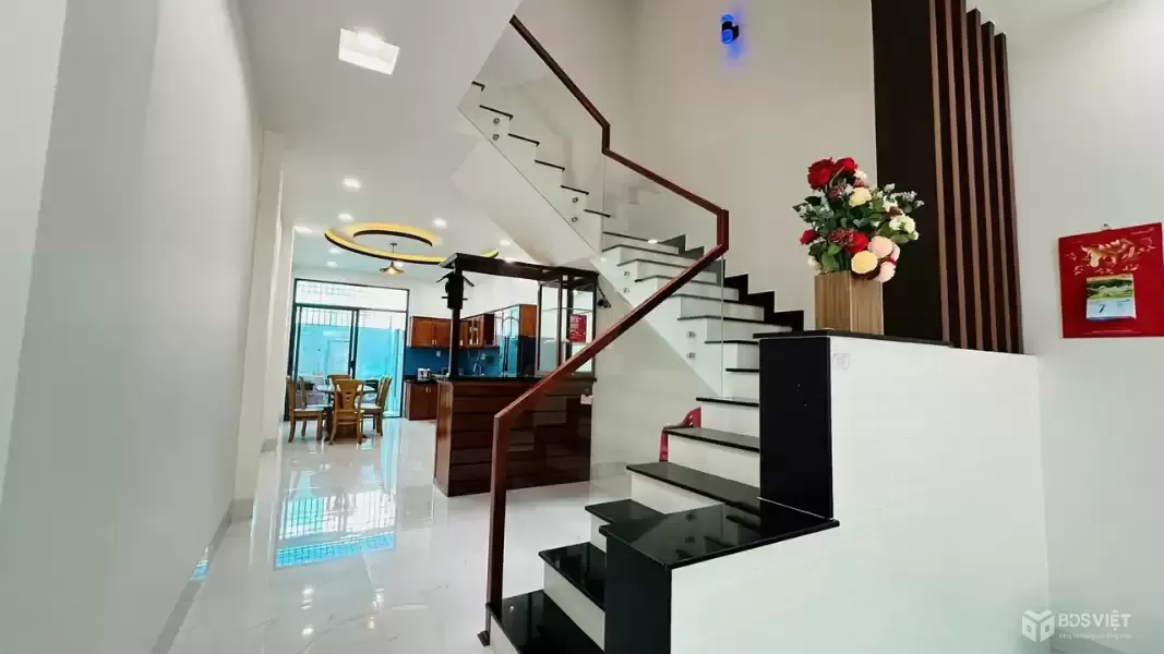 Cần bán nhà 3 tầng đường số 10 - KĐT Hà Quang 2, Nha Trang GIÁ TỐT