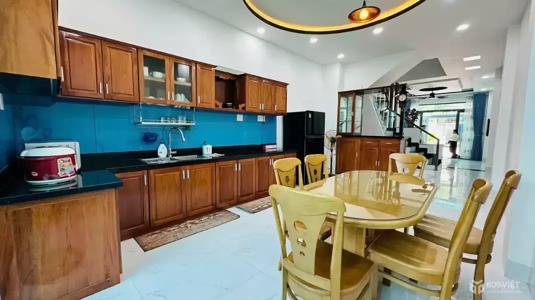 Cần bán nhà 3 tầng đường số 10 - KĐT Hà Quang 2, Nha Trang GIÁ TỐT