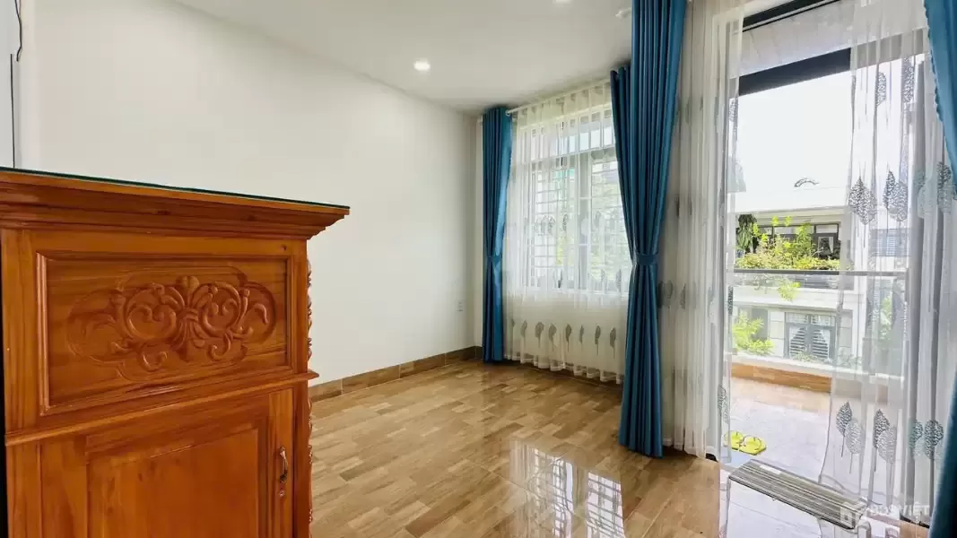 Cần bán nhà 3 tầng đường số 10 - KĐT Hà Quang 2, Nha Trang GIÁ TỐT