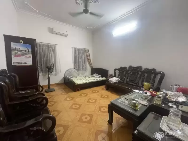 BÁN NHÀ PHỐ DƯƠNG QUẢNG HÀM, CẦU GIẤY: 100M2, 4 TẦNG, 4 NGỦ, SỔ ĐỎ CHÍNH CHỦ, GIÁ CHỈ 42 TỶ - GỌI NGAY!