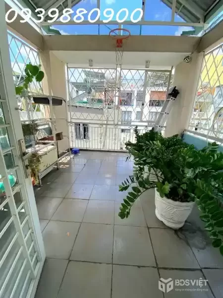 4 tầng - 45m2 - 50m ra Trường Sa - 5,99 Tỷ TL.