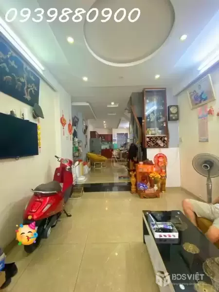 4 tầng - 45m2 - 50m ra Trường Sa - 5,99 Tỷ TL.