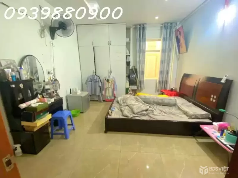 4 tầng - 45m2 - 50m ra Trường Sa - 5,99 Tỷ TL.