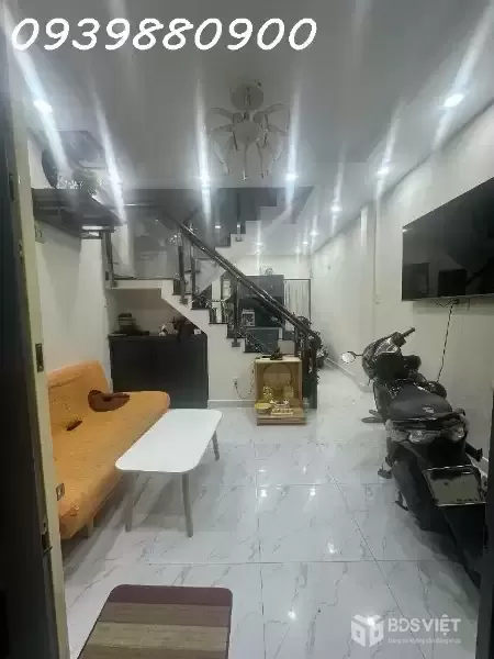 Phan Văn Trị, Bình Thạnh, 3 tầng - 4,5 TỶ TL.