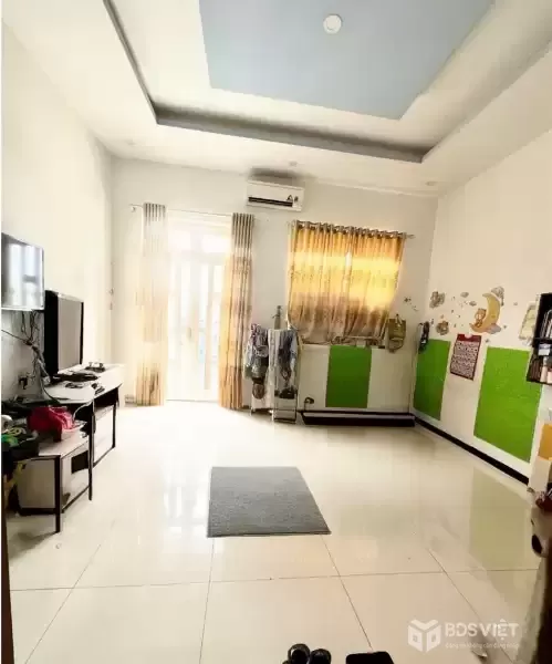 Bán nhà Nhà Bè 100m², hẻm xe hơi, Nguyễn Bình, giá 5.6 tỷ