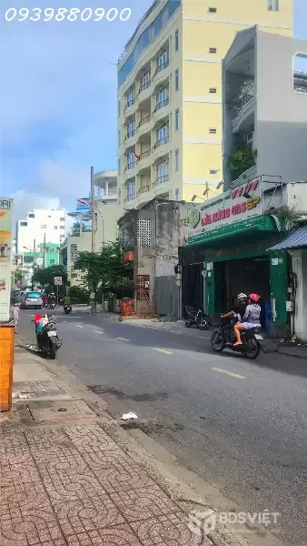 Hẻm nhựa 3m - nhà 2 tầng - 58m2 - 7,2 Tỷ TL.