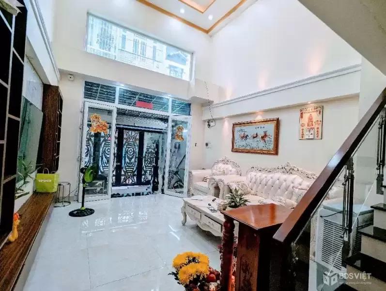 Chính chủ bán nhà 4 tầng hẻm xe hơi gần Phú Mỹ Hưng, sổ hồng riêng hoàn công đầy đủ