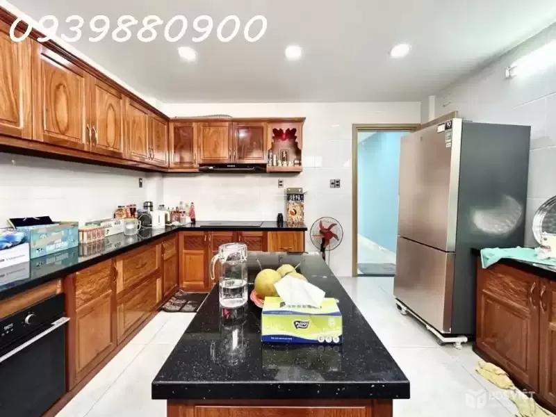 Ngay Trường Sa, 5 tầng BTCT, 5PN sổ A4