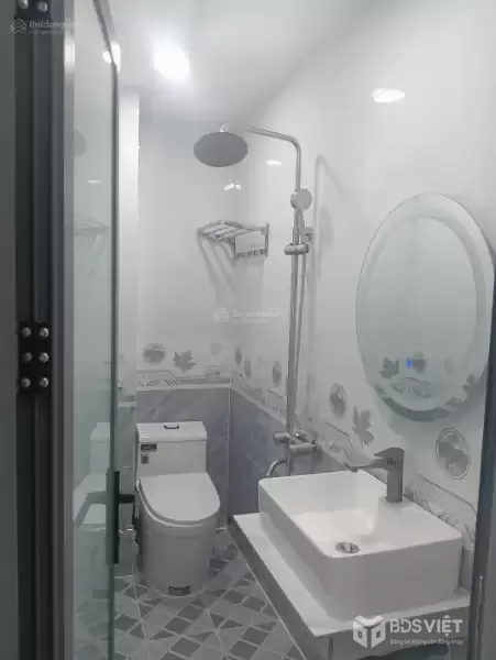 Nhà bán, 4 lầu, DT (4,2 x 16,5), đường 8m, Nguyễn Oanh, Gò Vấp, giá 6,2 tỷ.