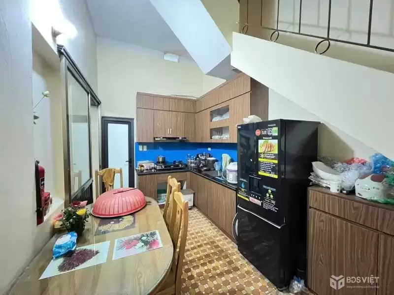 BÁN NHÀ TRONG NGÕ TRẦN CUNG CẦU GIẤY: 55M2, 3 TẦNG, 4 PHÒNG NGỦ, SỔ ĐỎ CHÍNH CHỦ, GIÁ HẤP DẪN 16 TỶ - GỌI NGAY 093765183!