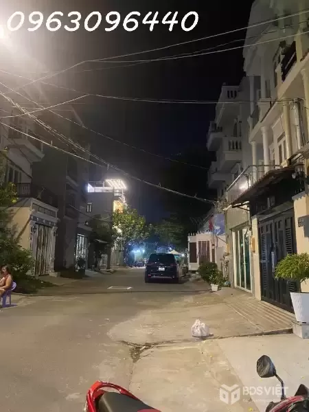 Bán Gấp Nhà Trong Ngõ Đường Đặng Nhữ Lâm, Nhà Bè: 70m2, 4 Tầng, 4 Phòng Ngủ, Sổ Đỏ Chính Chủ, Giá Chỉ 6.9 Tỷ - Cơ Hội An Cư Lập Nghiệp!