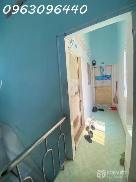 Bán Nhà Trong Ngõ Quận 7, Đường Tân Thuận Tây: 76m2, 3 Tầng, 11 Phòng, Sổ Đỏ, Giá Chỉ 6.7 Tỷ - Cơ Hội Vàng!