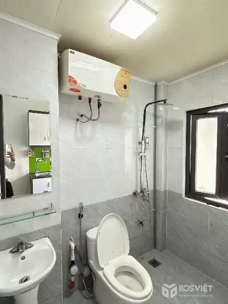 13.2 Tỷ - BÁN TOÀ CCMN GẦN HỌC VIỆN TÀI CHÍNH - 65M2, 6 TẦNG THANG MÁY