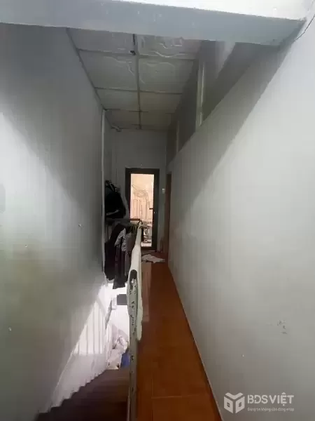 **Tuyệt Phẩm Nhà Trong Ngõ Chuyên Dùng 9, Quận 7: 74m2, 2 Tầng, 3PN, Sổ Đỏ, Giá Chỉ 5.7 Tỷ!**