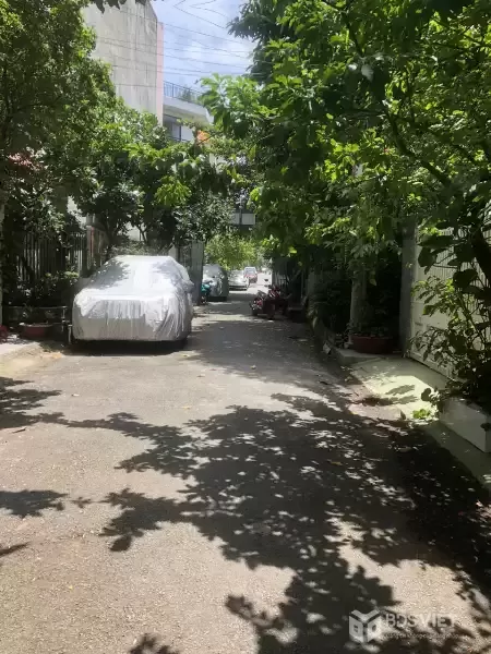 Cần bán nhà, 4 lầu, hẻm 8m, DT (4,2 x 16,5), Nguyễn Oanh, Gò Vấp, 6,2 tỷ.