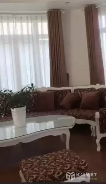CHO THUÊ VILLA SÂN VƯỜN - CÔ GIANG PHƯỜNG 9 ĐÀ LẠT