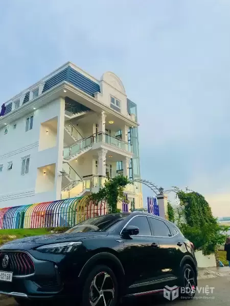 CHO THUÊ VILLA CAO CẤP ĐÀ LẠT, LÂM VIÊN - VIEW THÔNG, NHÀ LỒNG, THANG MÁY, XE 45 CHỖ - 30 TRIỆU/THÁNG