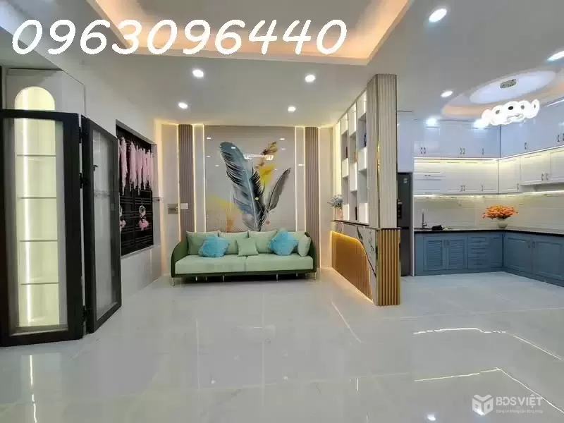 Bán Nhà Hẻm 66m2, 3 Tầng, 4PN, Huỳnh Tấn Phát, Quận 7 - Giá Tốt Nhất Khu Vực