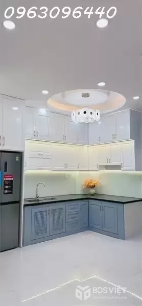 Bán Nhà Hẻm 66m2, 3 Tầng, 4PN, Huỳnh Tấn Phát, Quận 7 - Giá Tốt Nhất Khu Vực