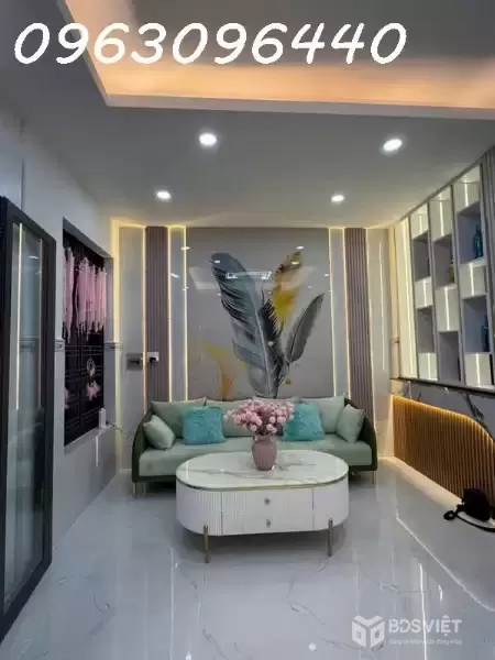 Bán Nhà Hẻm 66m2, 3 Tầng, 4PN, Huỳnh Tấn Phát, Quận 7 - Giá Tốt Nhất Khu Vực