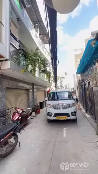 Bán Nhà Bùi Văn Ba, Quận 7, 4 Tầng 7 Phòng, Sổ Đỏ Giá Hời Chỉ 5.5 Tỷ