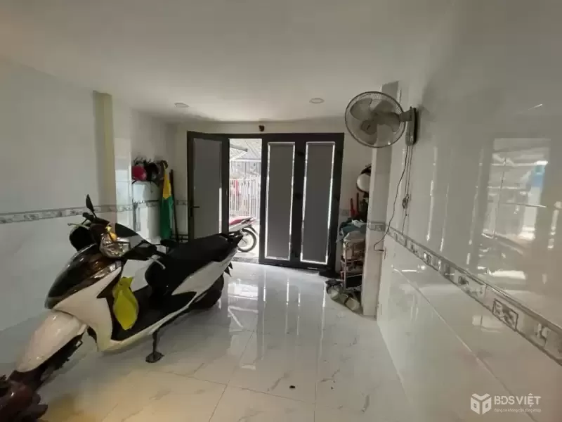 Bán Nhà Bùi Văn Ba, Quận 7, 4 Tầng 7 Phòng, Sổ Đỏ Giá Hời Chỉ 5.5 Tỷ