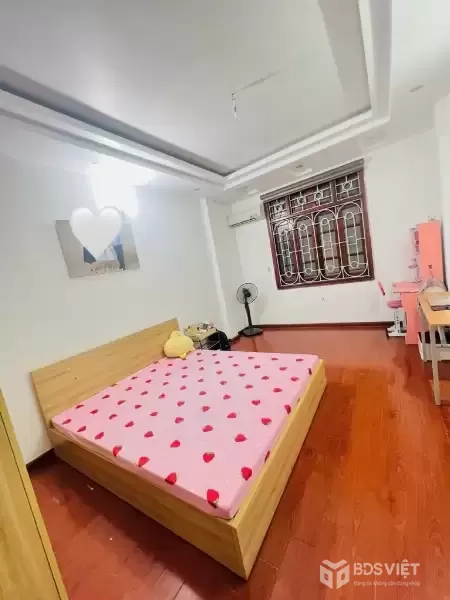 NGÕ 68 CẦU GIẤY PHÂN LÔ-GẦN HỒ-THOÁNG NHÀ ĐẸP 32M GIÁ 6 TỶ 950