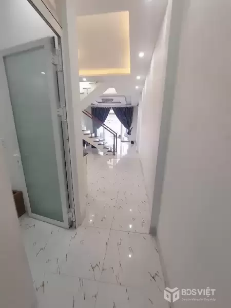 CHO THUÊ NHÀ NGUYÊN CĂN 5 P NGỦ .P8 ĐÀ LAT