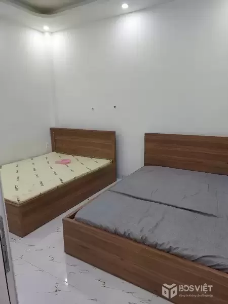 CHO THUÊ NHÀ NGUYÊN CĂN 5 P NGỦ .P8 ĐÀ LAT