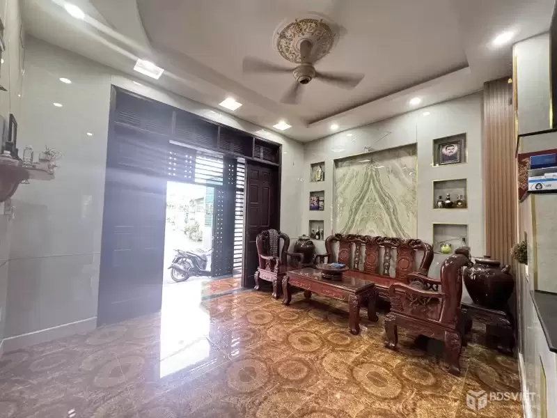 BÁN NHÀ ĐƯỜNG SỐ 8, LINH XUÂN, TP. THỦ ĐỨC - 3 TẦNG BTCT - HXH - DÂN TRÍ CAO - CHỈ 4.9 TỶ ( thương lượng ).