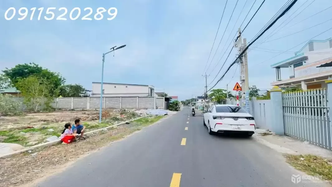 SỞ HỮU ĐẤT THỔ CƯ BÌNH DƯƠNG, SAU KCN, DÂN ĐÔNG CHỈ VỚI 200TR-CÔNG CHỨNG NGAY.