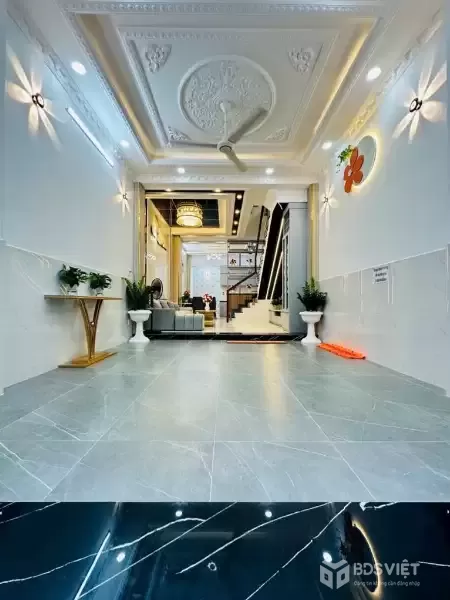 Bán nhà đẹp full nội thất, KDC đồng bộ, xe hơi vào tận nhà, chỉ 5 phút đến Quận 7