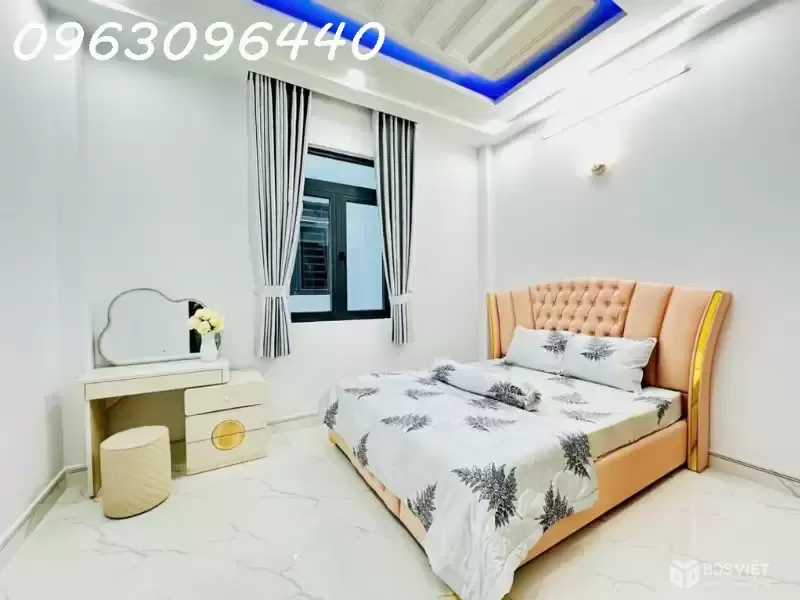 Nhà phố đẹp hẻm xe hơi, khu dân cư đồng bộ – gần Quận 7, đường Huỳnh Tấn Phát