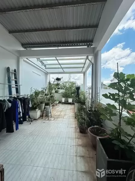 Bán nhà CN 105m2 Ngang 4.5m - Hẻm xe tải 8m Đường Phạm Quý Thích