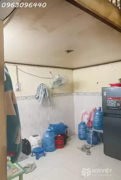 Bán dãy nhà 2 tầng hẻm xe hơi gần Bùi Văn Ba Quận 7 thu nhập cho thuê ổn định