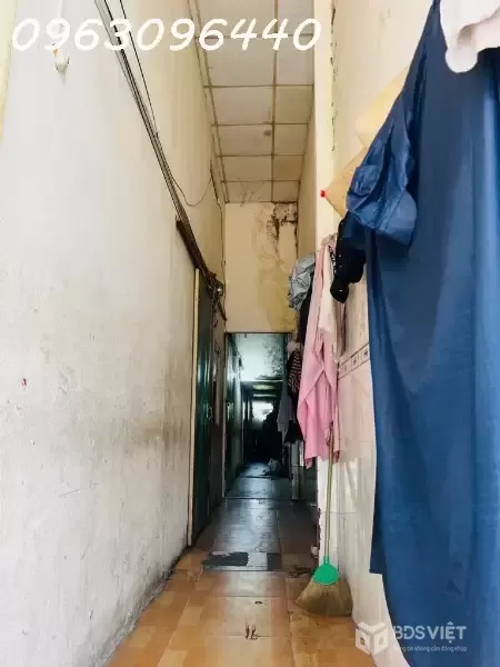 Bán dãy nhà 2 tầng hẻm xe hơi gần Bùi Văn Ba Quận 7 thu nhập cho thuê ổn định