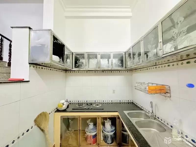 Nhà phố 4 tầng hẻm xe tải 6m Đường Thạch Lam – 4PN – 7,9 tỷ