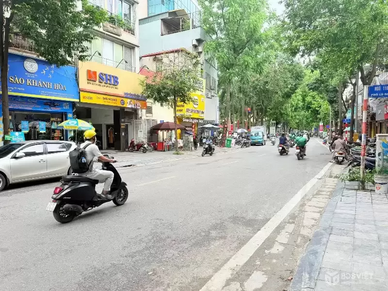MP Lò Đúc 252m² mặt tiền khủng 11m  ngân hàng thuê 1,6 tỷ/năm 2 thoáng vĩnh viễn trước sau chỉ 230 tỷ