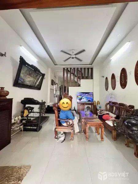 BÁN NHÀ CẠNH KHU VĂN PHÒNG CHÍNH PHỦ - NHÀ MẶT TIỀN 4 TẦNG - DT 118M2 - 5PN - HIỆP BÌNH PHƯỚC - Giá Chỉ 13 tỷ.
