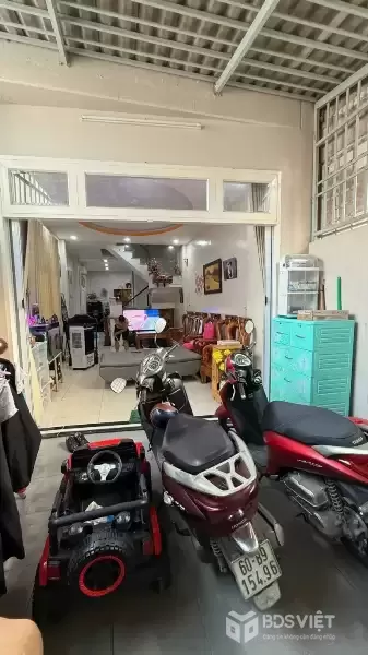 BÁN NHÀ TĂNG NHƠN PHÚ B-  VINCOM Q.9 - GÓC 2 MẶT HẺM XE TẢI - XE HƠI VÀO NHÀ - 2 TẦNG BTCT - CHỈ NHỈNH 6 TỶ.