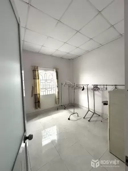 BÁN NHÀ ĐẶNG VĂN BI — TRƯỜNG THỌ THỦ ĐỨC — 80M2 CÔNG NHẬN 70M2 — NGANG ĐẸP 5.1M NHÀ SẠCH SẼ CỨNG CÁP Ở NGAY — CHỈ 6.2 TỶ ( thương lượng)