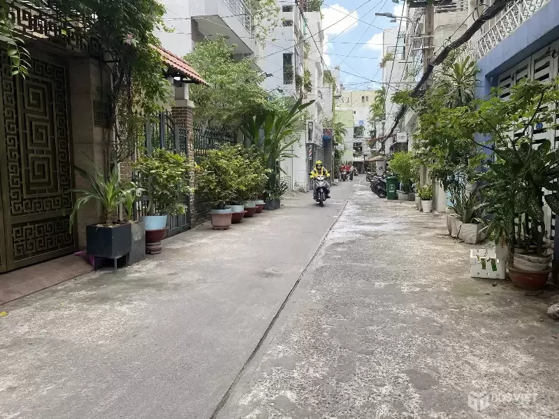 Nhà Hẻm Xe Hơi 5m Lê Văn Sỹ Q3, Nhà Đẹp 4 Tầng, Nở Hậu - Giá 8.3 Tỷ