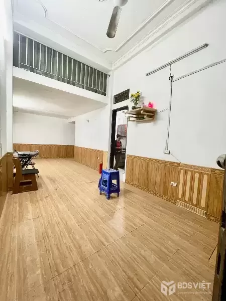 Bán nhà phố Trịnh Đình Cửu - Hoàng Mai –PHÂN LÔ ĐẸP – Ô TÔ ĐỖ CỬA – NGÕ THÔNG - CHỈ 10,89T