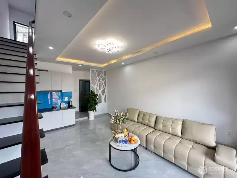 BÁN NHÀ NGUYỄN SIÊU 2 MẶT TIỀN HẺM (Ô TÔ, XE MÁY) - 3PN, P.NGỦ DƯỚI, KHU YÊN TĨNH - 3.05 TỶ